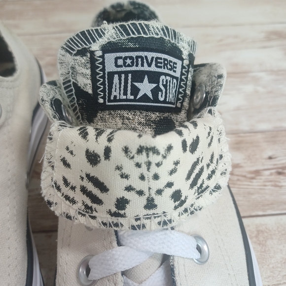 Converse All Stars Low Top Cream Black Animal Print Double Tongue Women's Size 6 - Picture 11 of 15